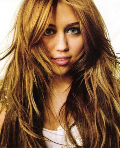 001_Miley Cyrus Glamour mag by holdon!.jpg, 132 KB