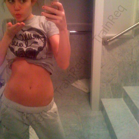 miley-cyrus-shower-2.jpg, 85 KB
